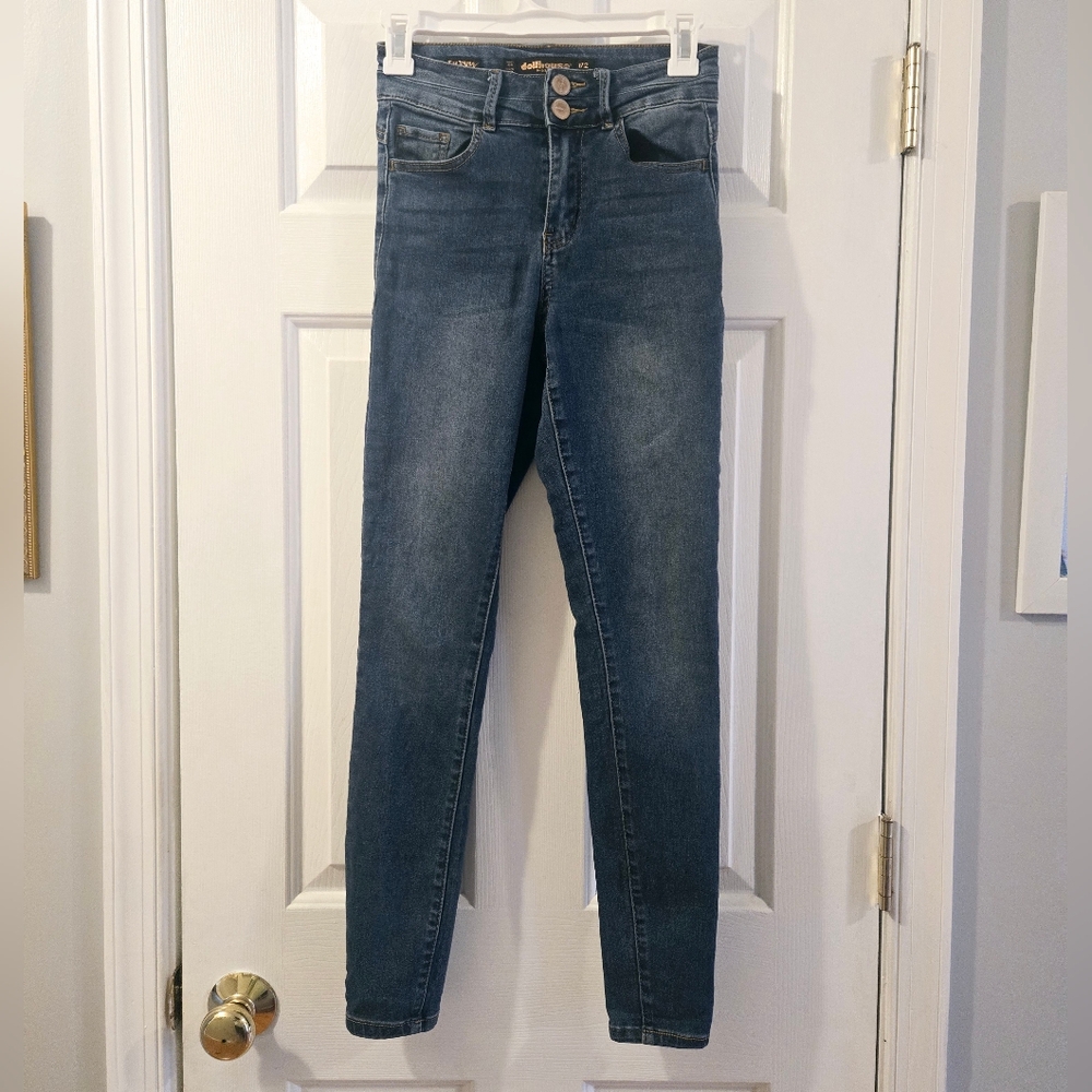 Classic Blue Dollhouse CurvyWomen's Jeans Size 1/2